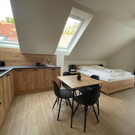 Rezidex Apartmanhaz Сегед Экстерьер фото