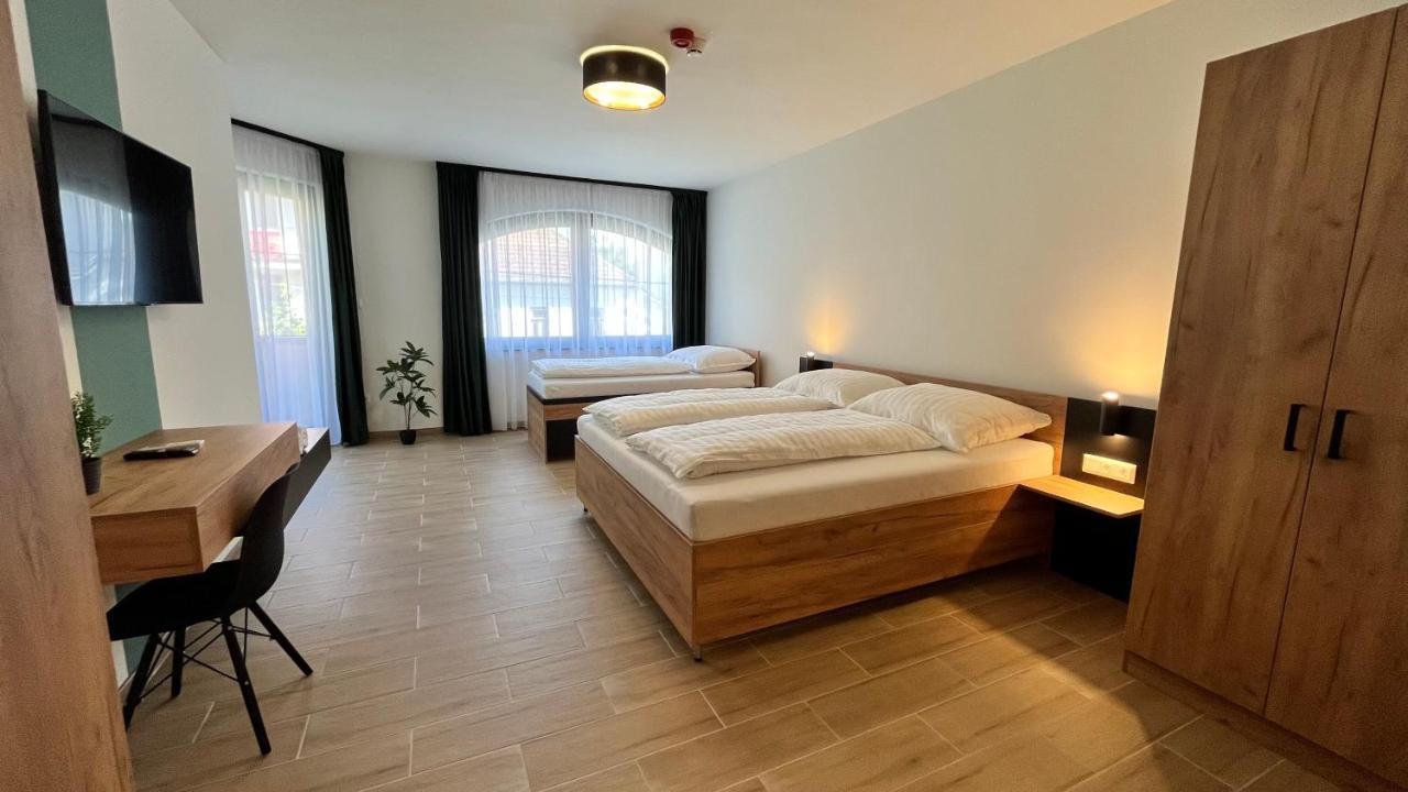 Rezidex Apartmanhaz Сегед Экстерьер фото