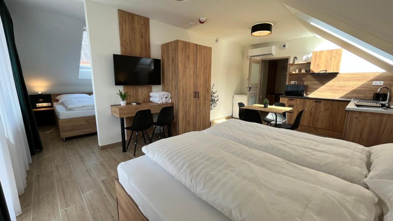 Rezidex Apartmanhaz Сегед Экстерьер фото