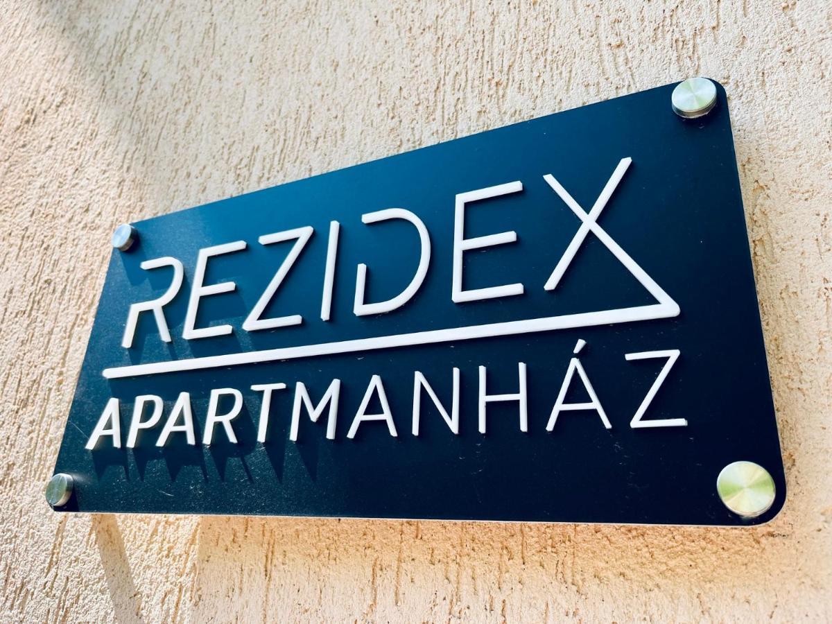 Rezidex Apartmanhaz Сегед Экстерьер фото